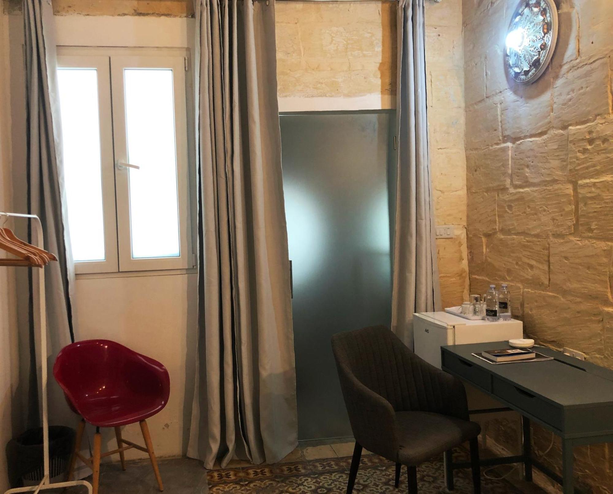 Lee House (Adults Only) Hotel Sliema Quarto foto